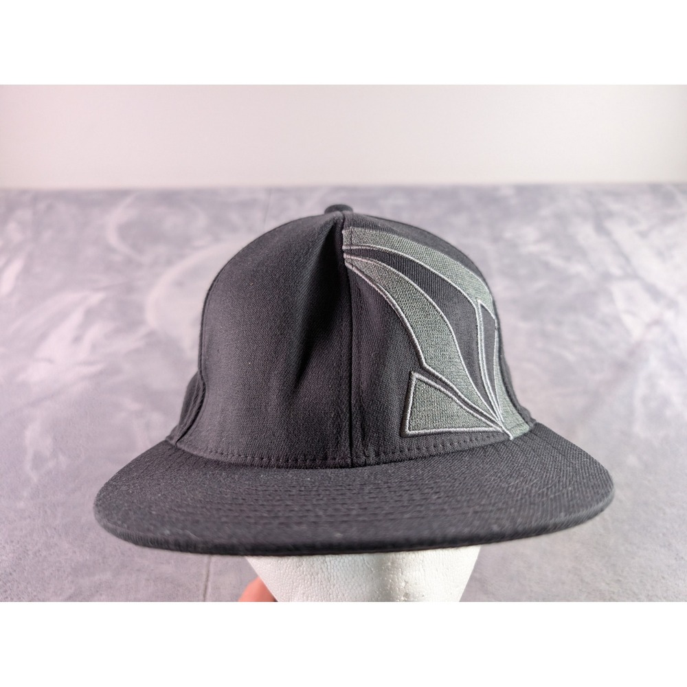 Volcom Flexfit Hat Mens L-XL Black Grey Embroidered Stone Logo Flat Brim Cap